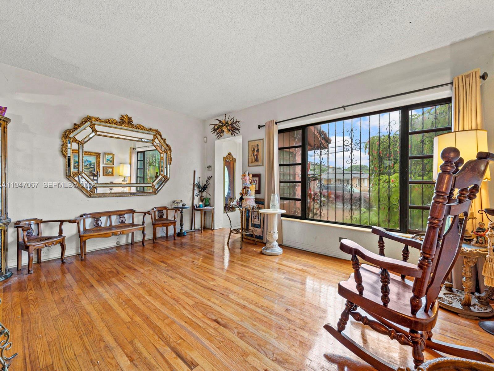 2830 Southwest 17th Street Miami, FL 33145 - Photo 8 of 17