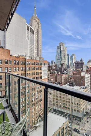 $2,350,000 | 50 West 30th Street, Unit 17B | NoMad