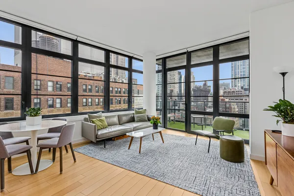 $2,350,000 | 50 West 30th Street, Unit 17B | NoMad