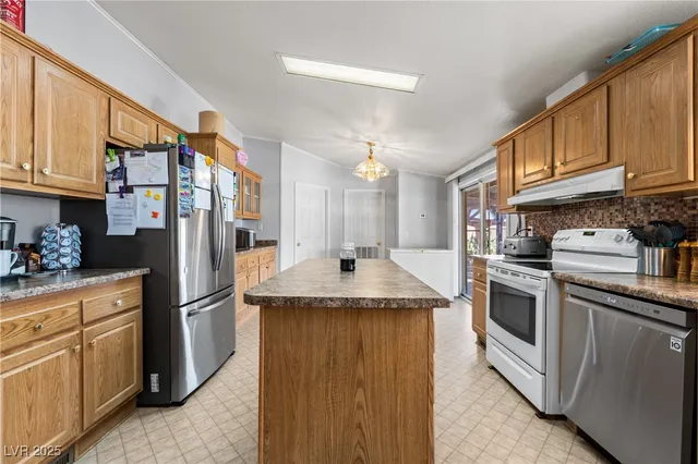 $340,000 | 516 White Domes Drive, Overton, NV 89040