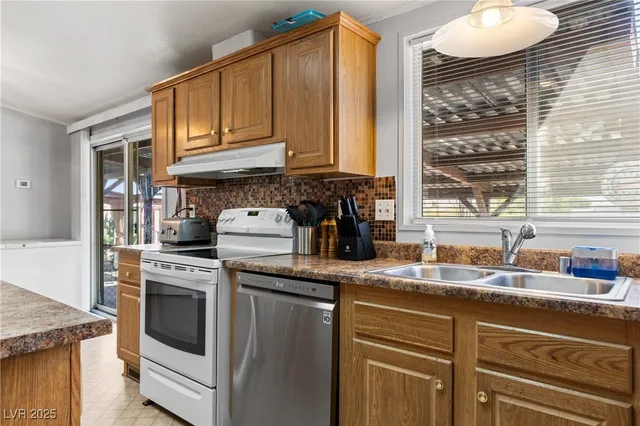 $340,000 | 516 White Domes Drive, Overton, NV 89040