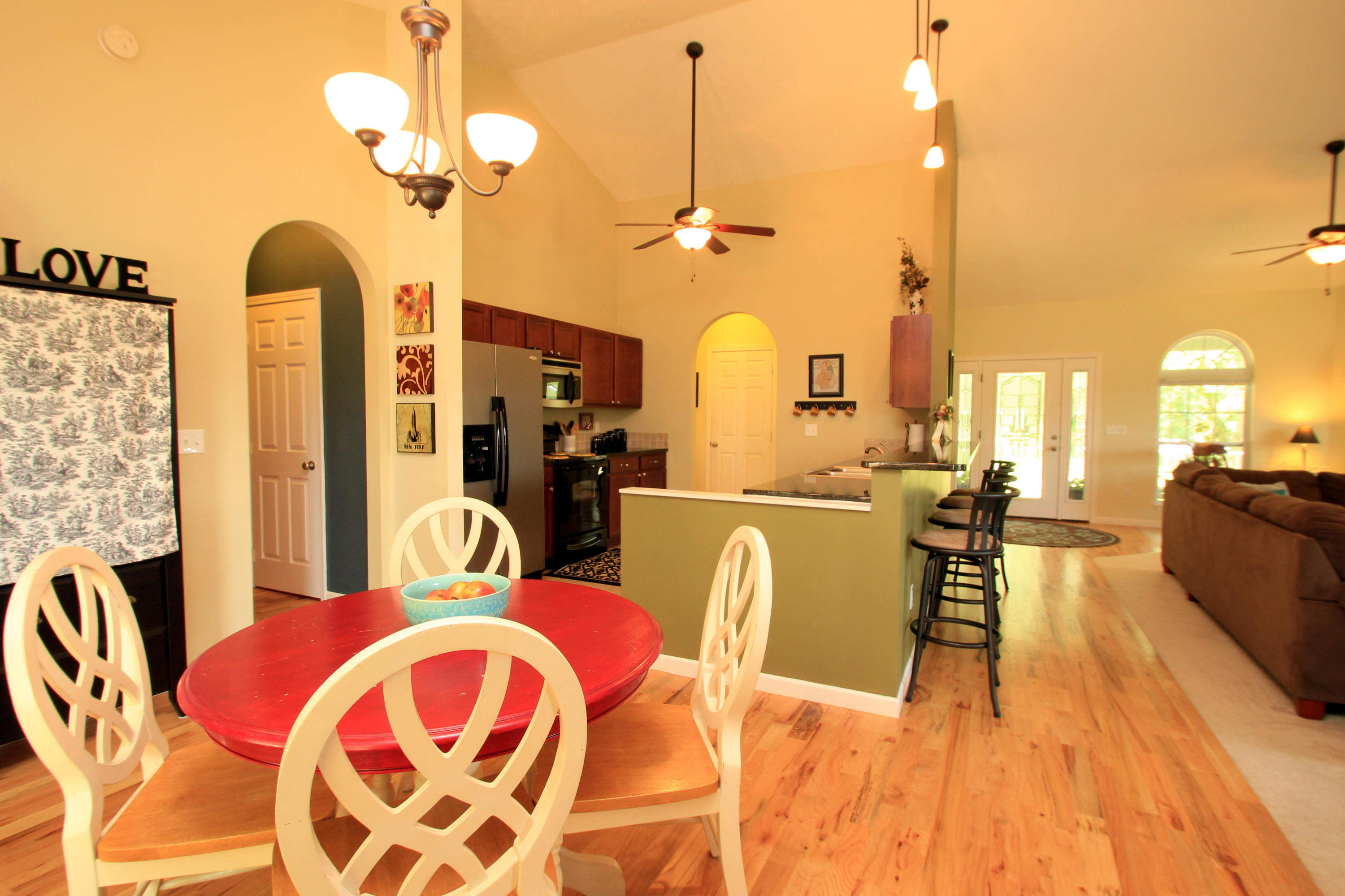 849 Sentry Ridge View Drive Seymour, TN 37865 - Photo 14 of 33 Eat-In Kitchen