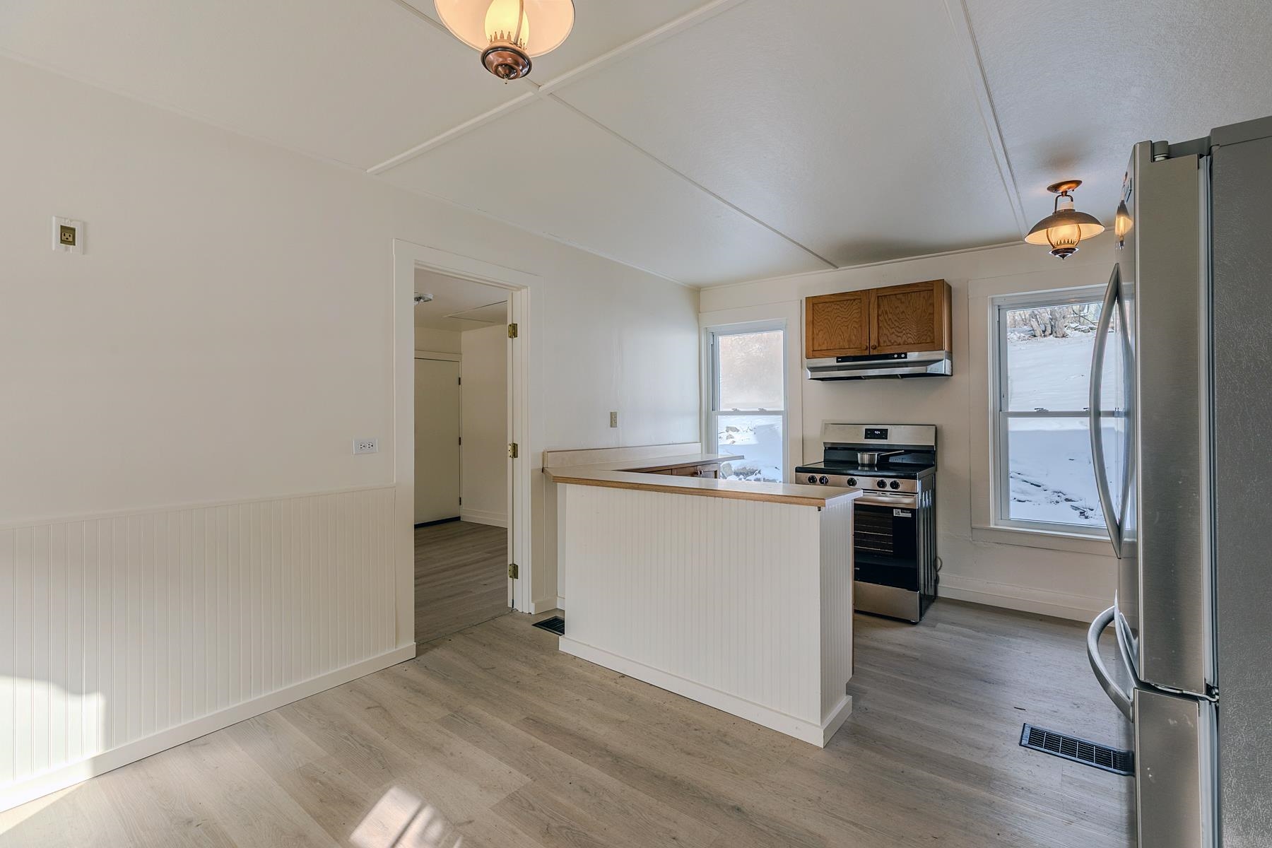 5798 West Woodstock Road Woodstock, VT 05091 - Photo 11 of 50