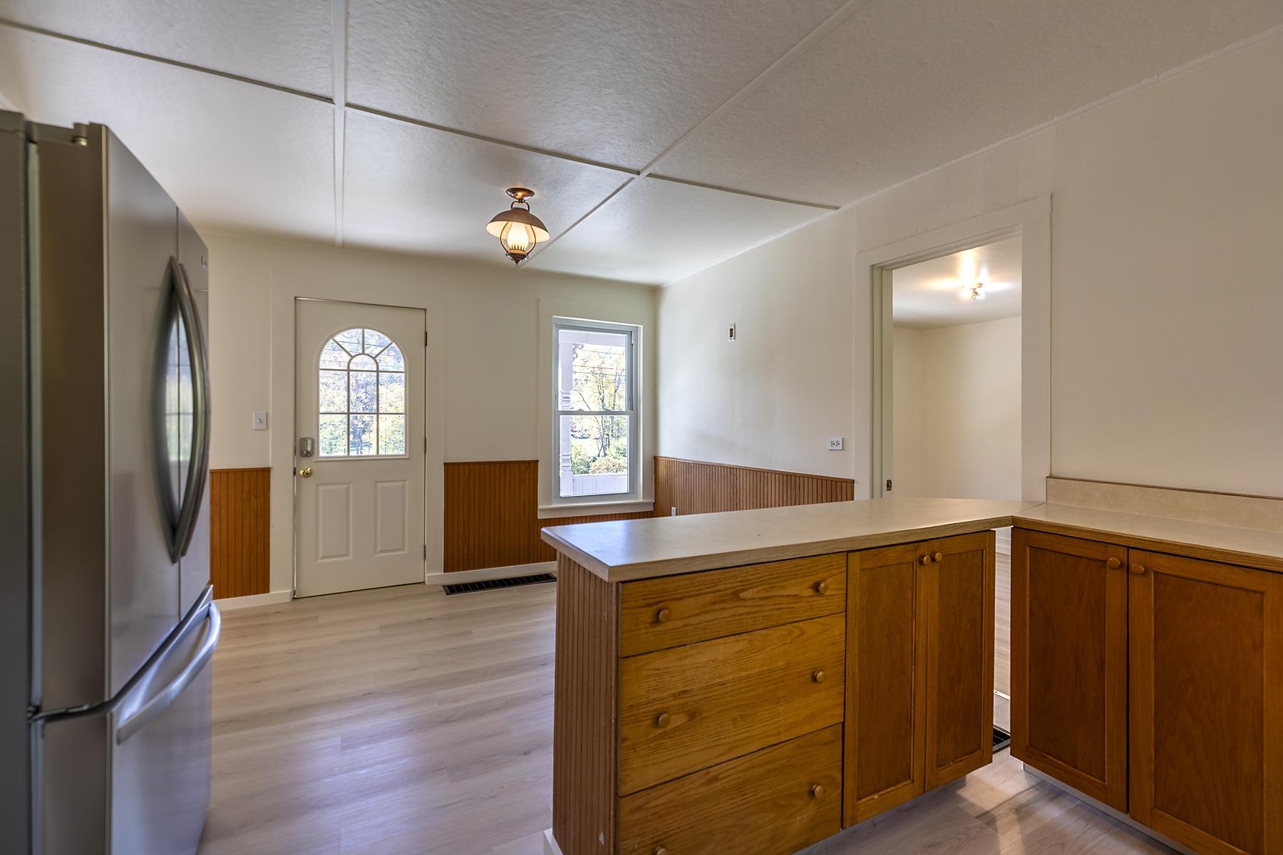 5798 West Woodstock Road Woodstock, VT 05091 - Photo 16 of 52