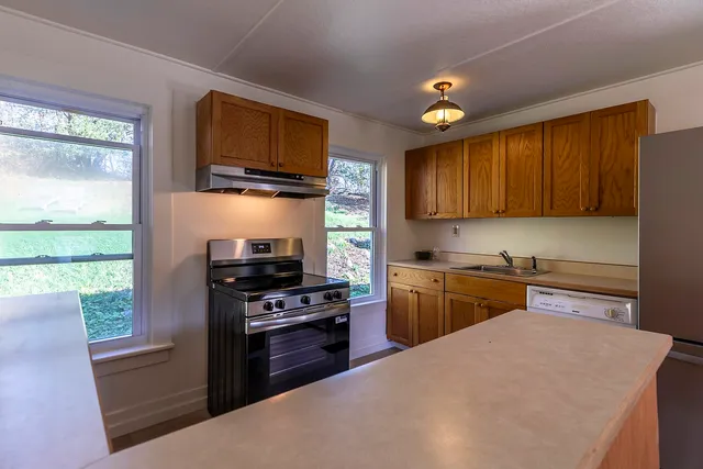 $439,000 | 5798 West Woodstock Road, Woodstock, VT 05091