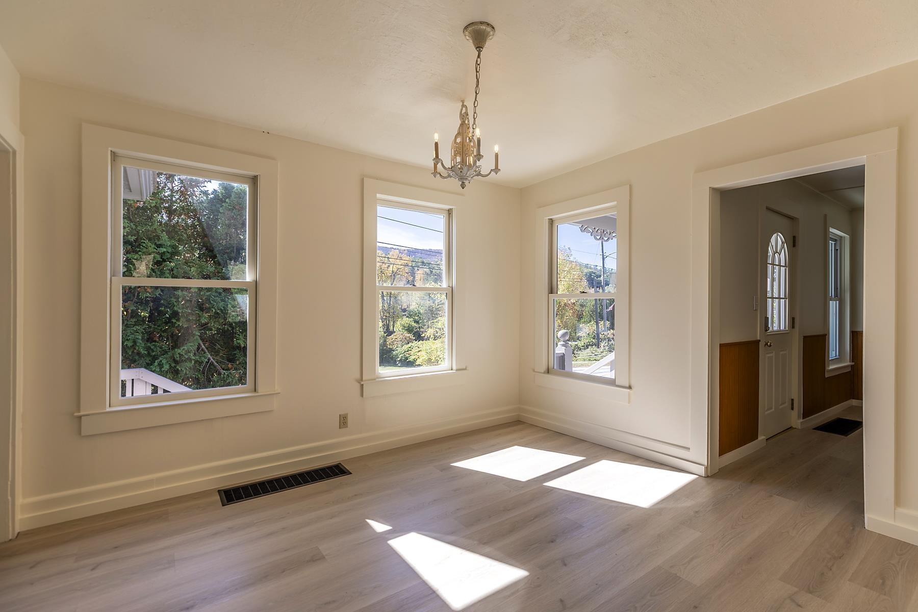 5798 West Woodstock Road Woodstock, VT 05091 - Photo 22 of 52