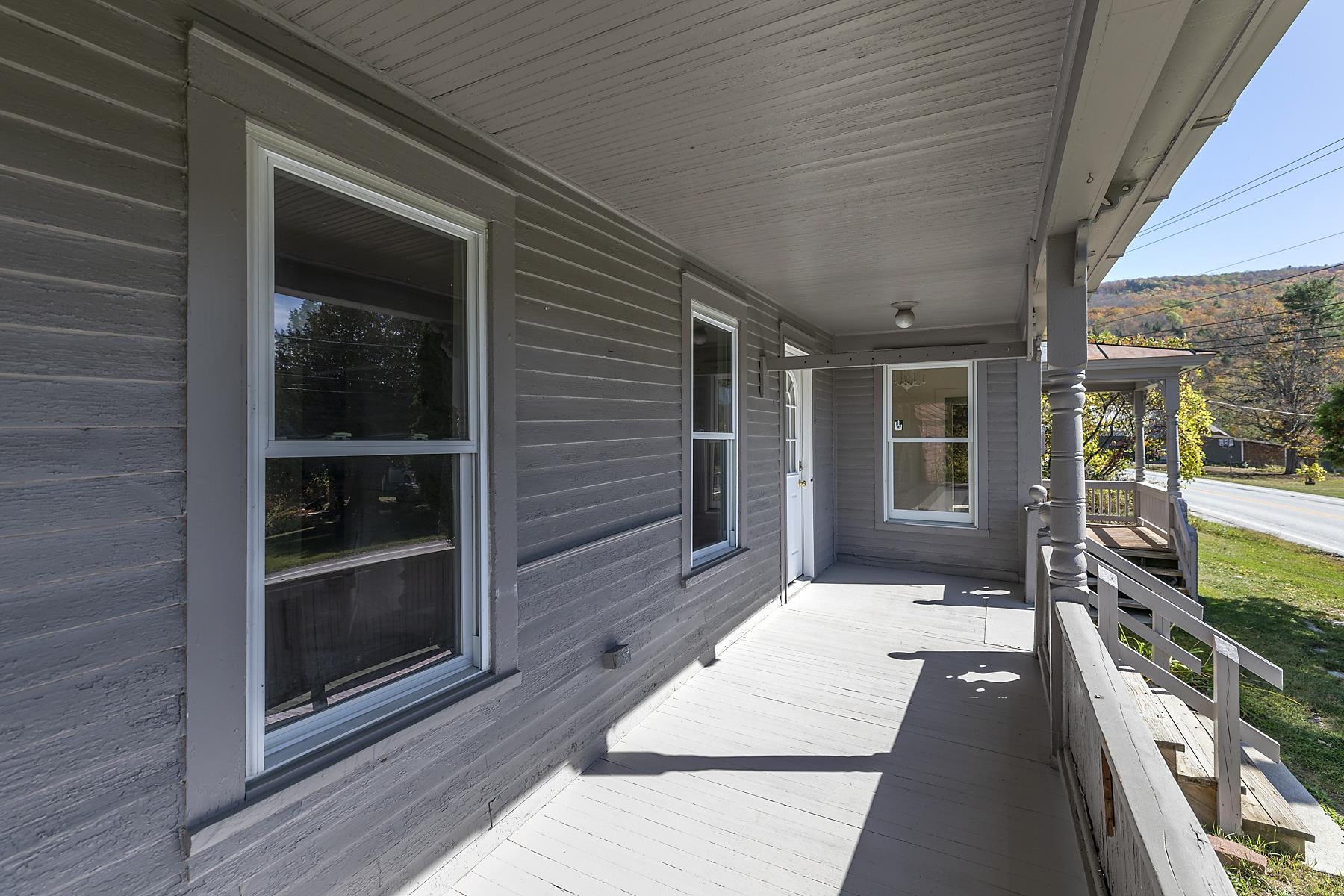 5798 West Woodstock Road Woodstock, VT 05091 - Photo 4 of 52