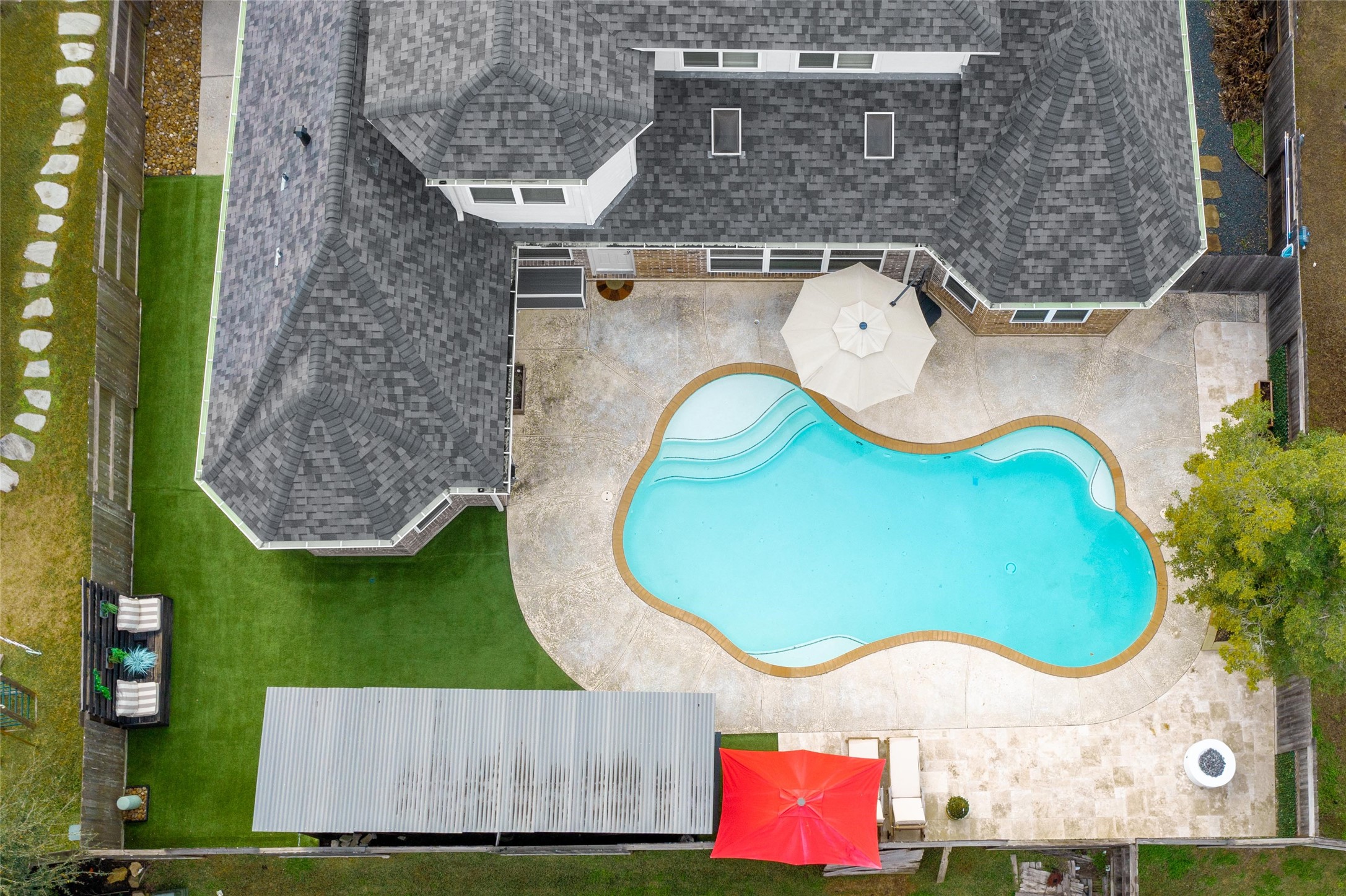 20730 Windrose Bend Drive Spring, TX 77379 - Photo 43 of 45 an aerial view of a swimming pool