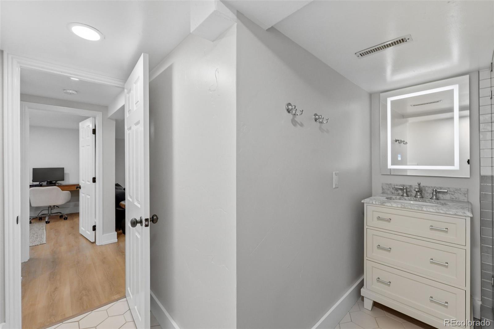 1121 South Cook Street Denver, CO 80210 - Photo 36 of 50