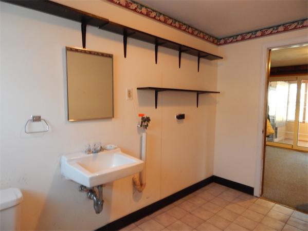 115 Crosby Road Marlborough, MA 01752 - Photo 11 of 18 Gallery Image 11