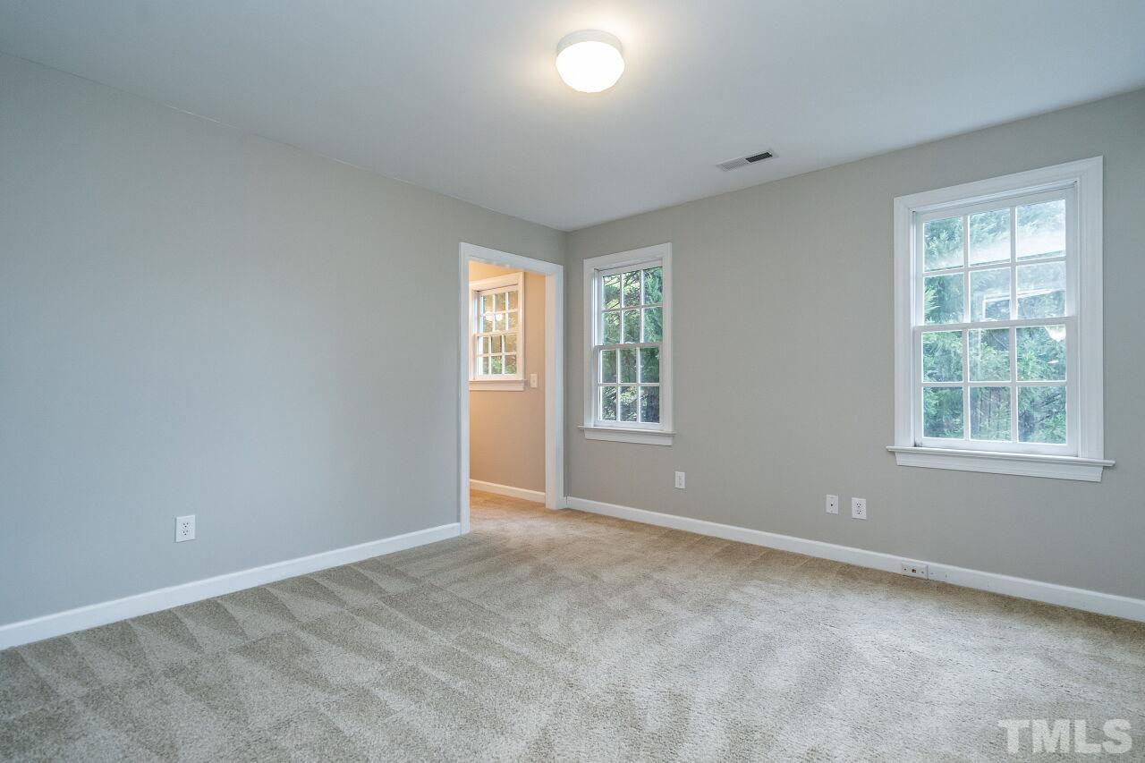 7812 Housewren Place Raleigh, NC 27613 - Photo 23 of 30 Gallery Image 23