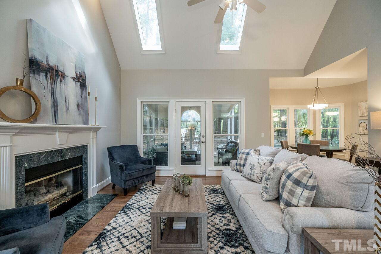 7812 Housewren Place Raleigh, NC 27613 - Photo 7 of 30 Gallery Image 7
