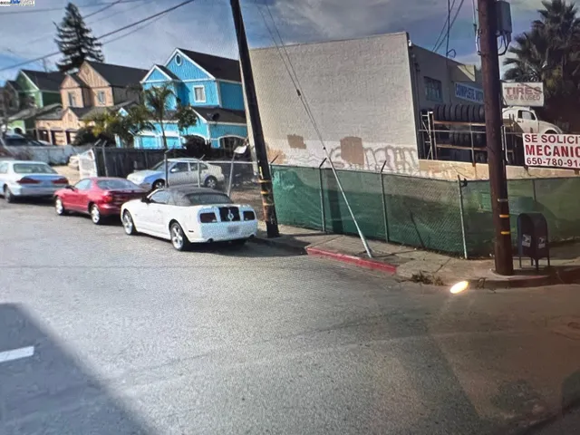 $490,000 | 2798 Middlefield Road, Redwood City, CA 94063