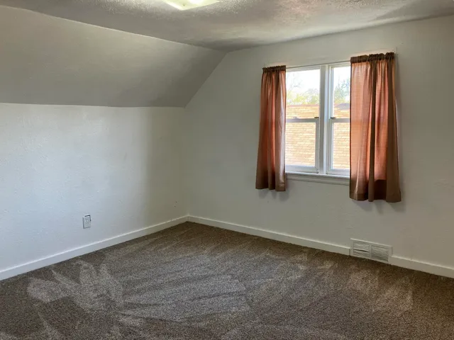 $114,900 | 2315 Green Street, Rockford, IL 61102