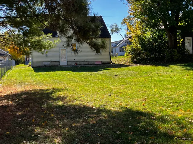 $114,900 | 2315 Green Street, Rockford, IL 61102