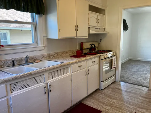 $114,900 | 2315 Green Street, Rockford, IL 61102