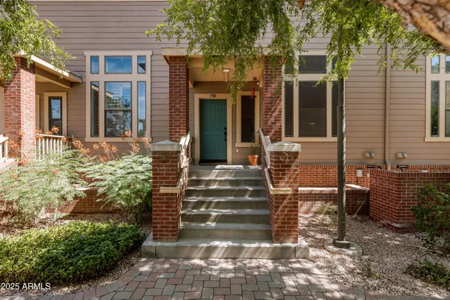 $2,000 | 710 South Beck Avenue, Tempe, AZ 85281