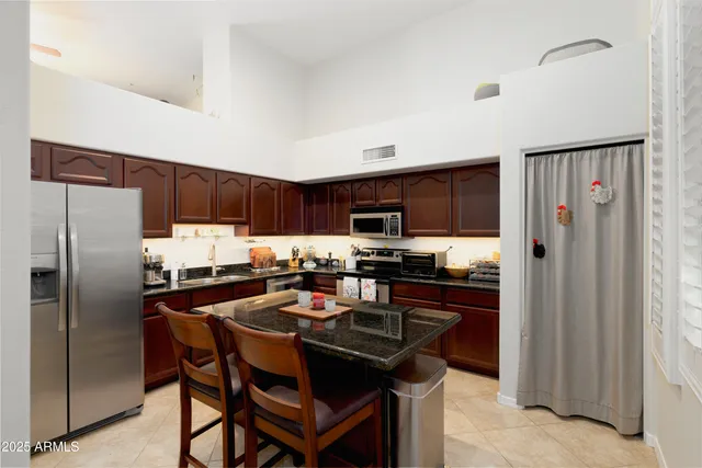 $2,000 | 710 South Beck Avenue, Tempe, AZ 85281