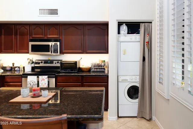 $2,000 | 710 South Beck Avenue, Tempe, AZ 85281