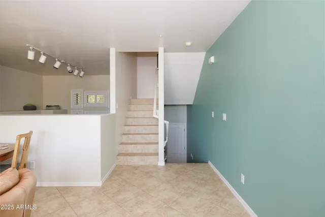 $2,000 | 710 South Beck Avenue, Tempe, AZ 85281