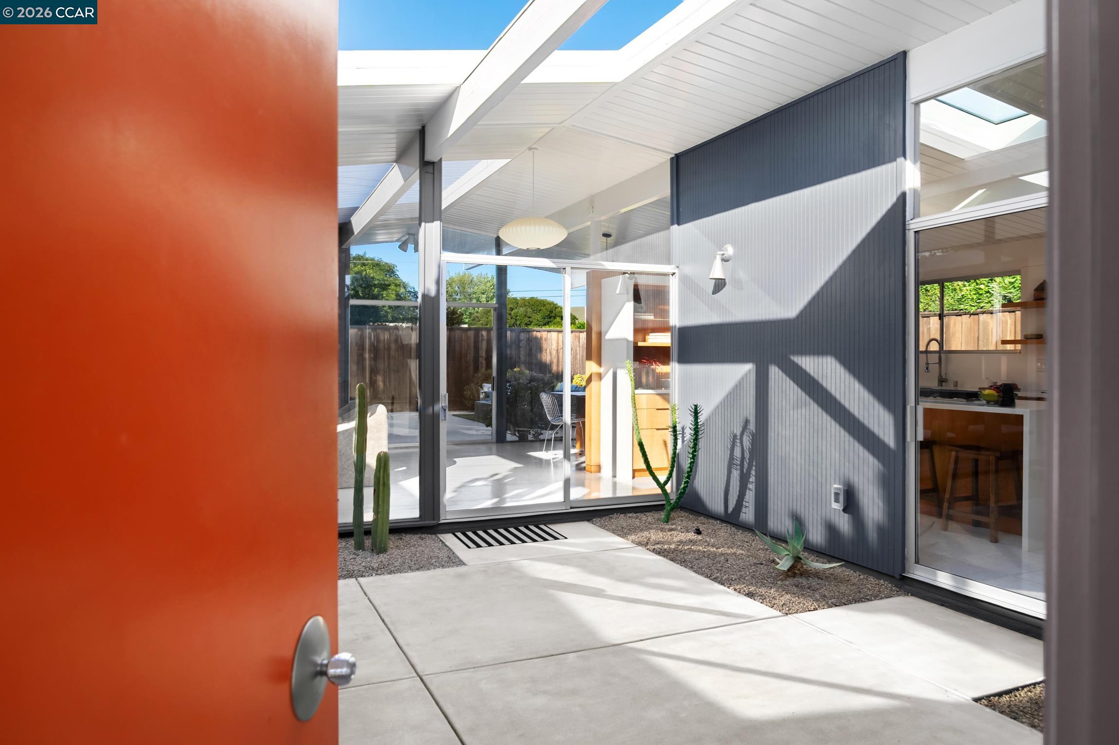 4095 Phoenix Street Concord, CA 94521 - Photo 5 of 58