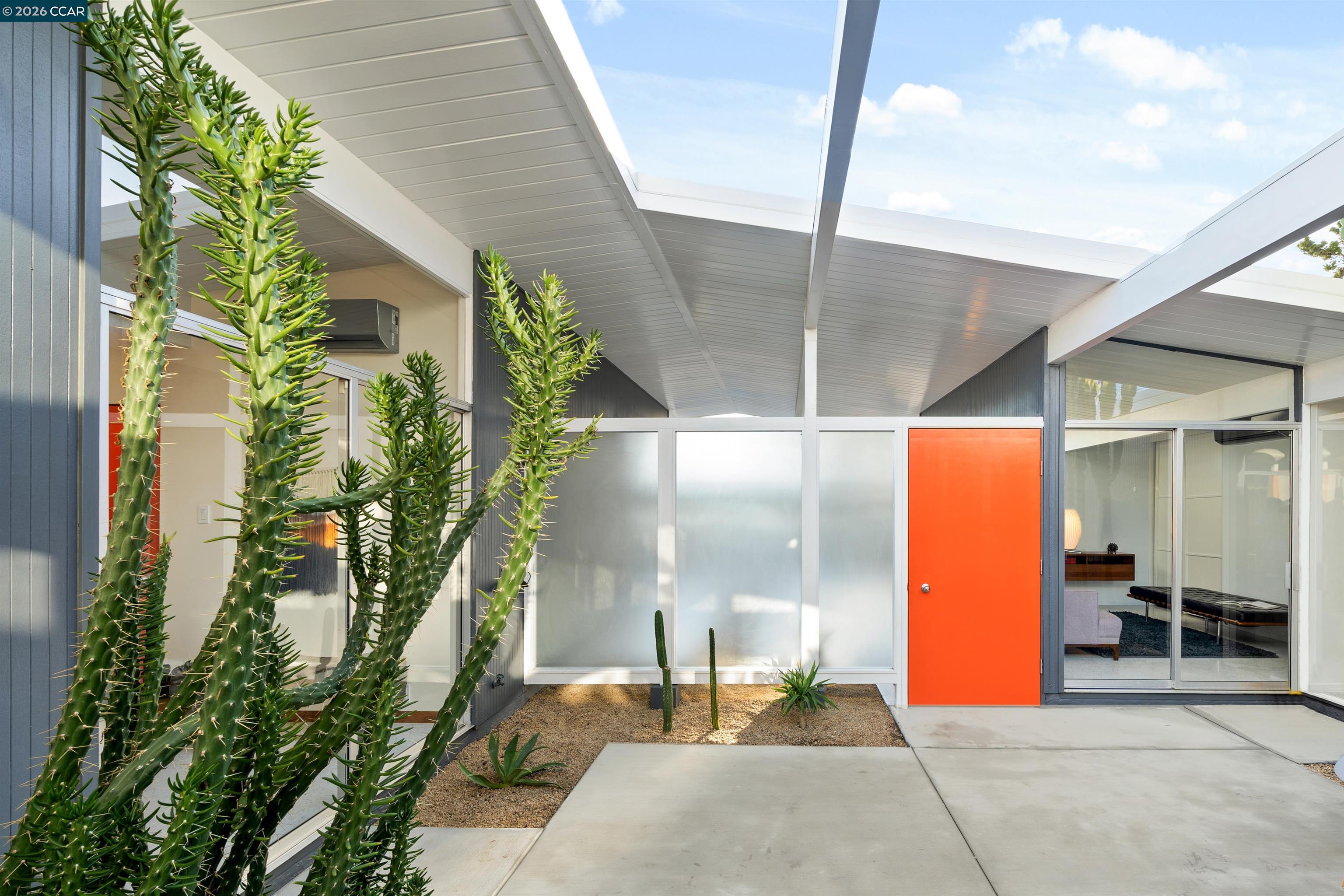 4095 Phoenix Street Concord, CA 94521 - Photo 6 of 58