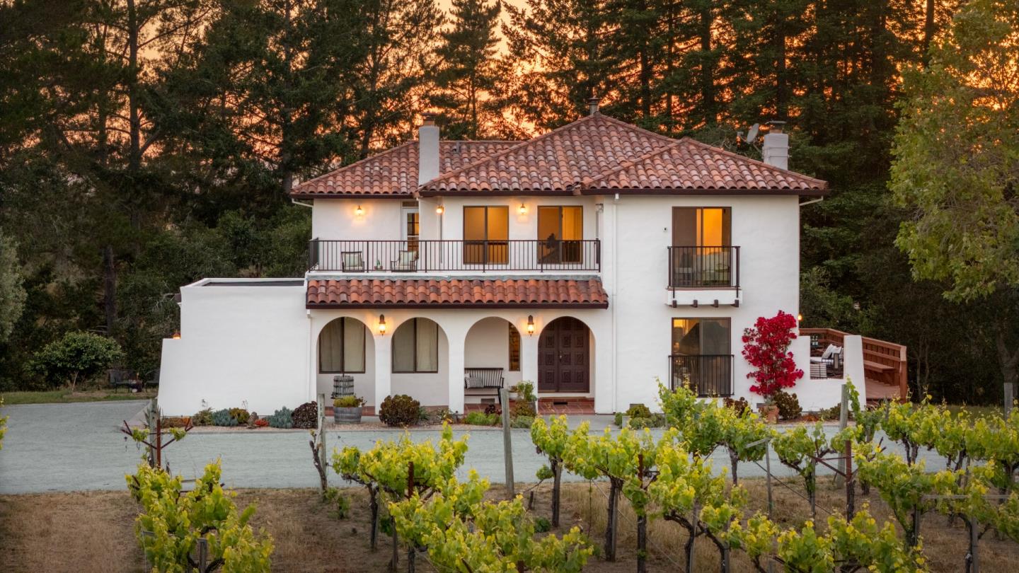 3357 Chardonnay Road Soquel, CA 95073 - Photo 4 of 89