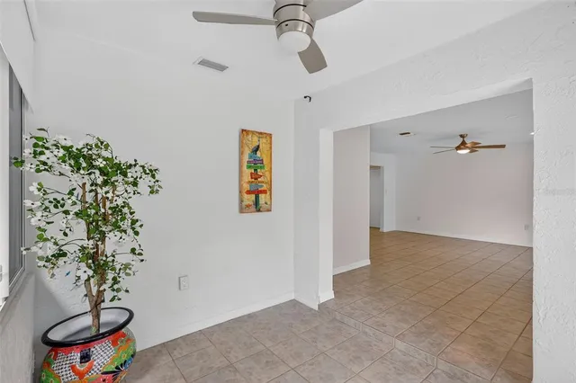 $1,049,900 | 1884 Southpointe Drive, Sarasota, FL 34231