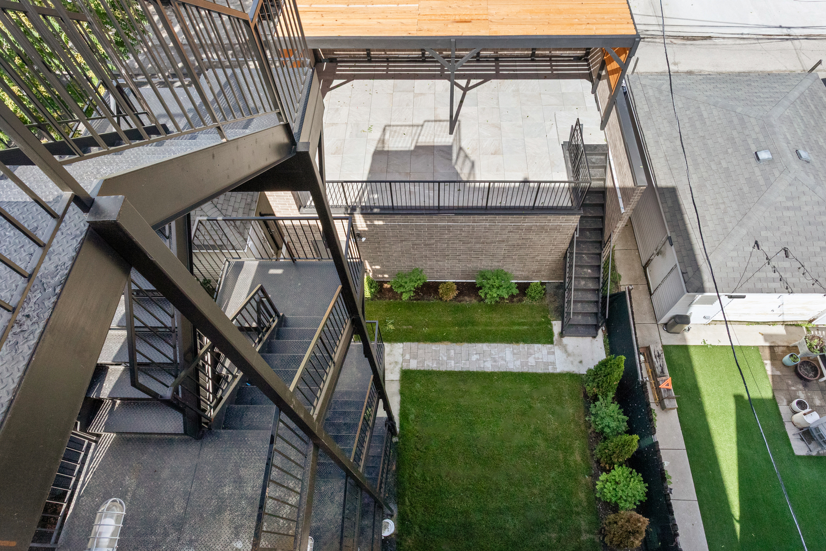 3740 North Racine Avenue, Unit 1 Chicago, IL 60613 - Photo 11 of 40