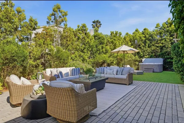 $4,700,000 | 374 Fulvia Street, Encinitas, CA 92024