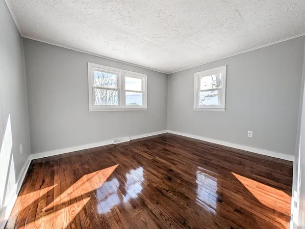 $155,000 | 949 Stone Mill Road, Hurt, VA 24563