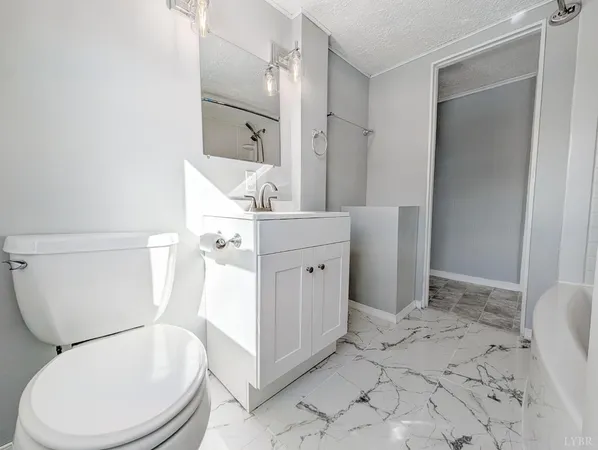 $155,000 | 949 Stone Mill Road, Hurt, VA 24563