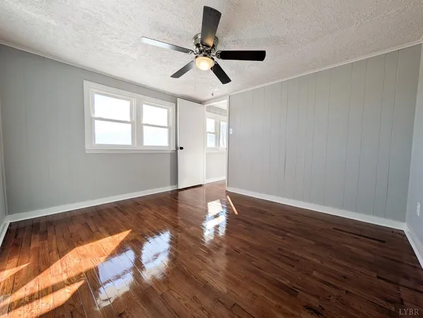 $155,000 | 949 Stone Mill Road, Hurt, VA 24563