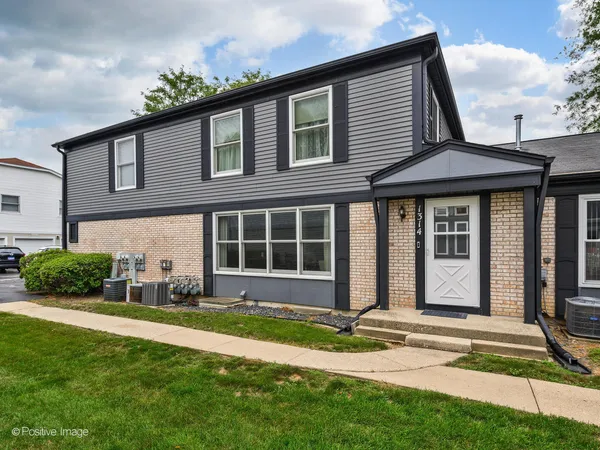 $2,400 | 1314 Inverrary Lane, Deerfield, IL 60015