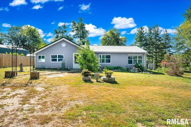 $148,900 | 3157 Rakestraw Road, Manito, IL 61546