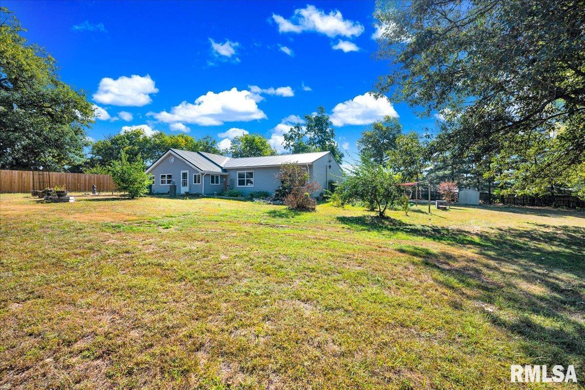 3157 Rakestraw Road Manito, IL 61546 - Photo 25 of 44