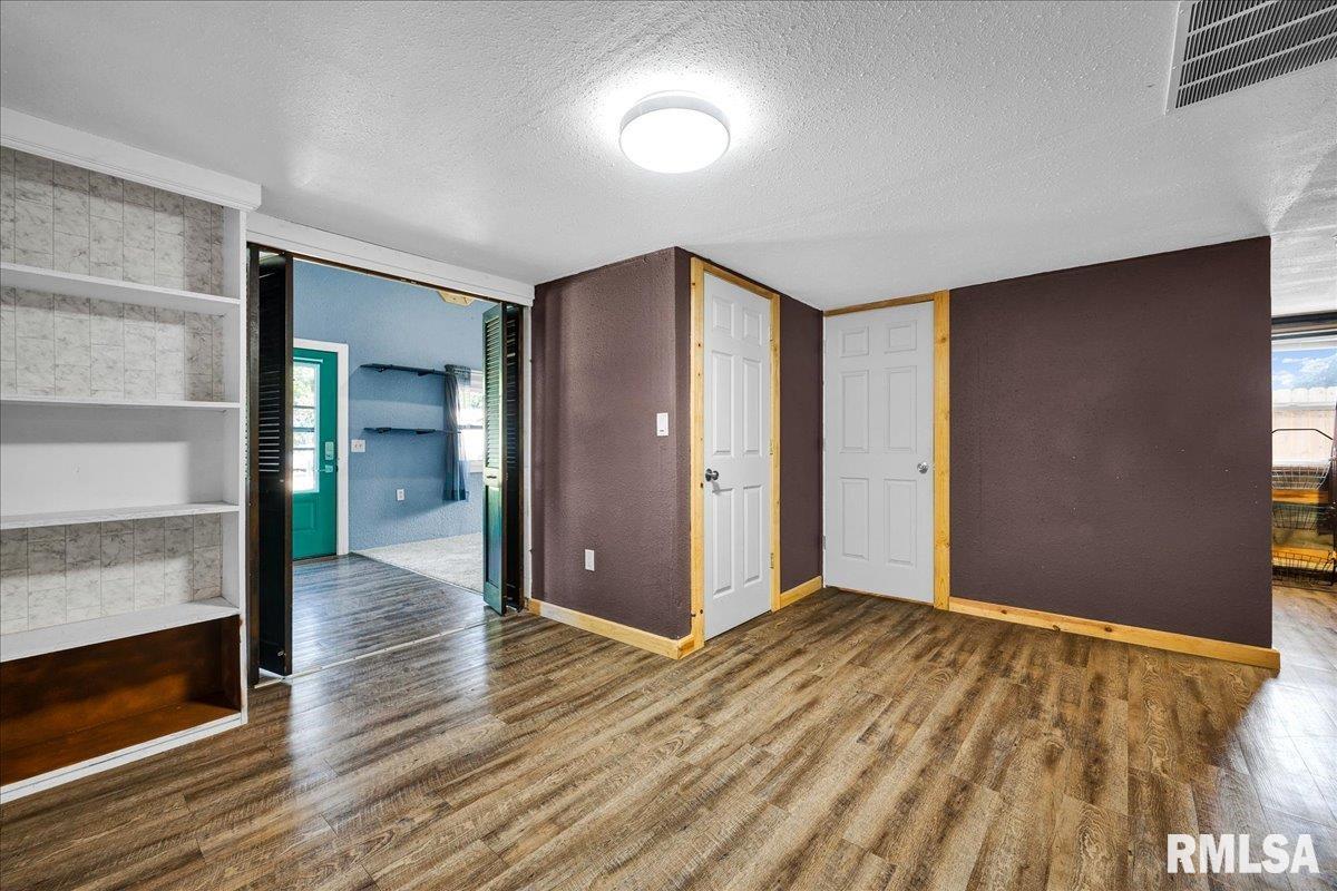 3157 Rakestraw Road Manito, IL 61546 - Photo 6 of 44