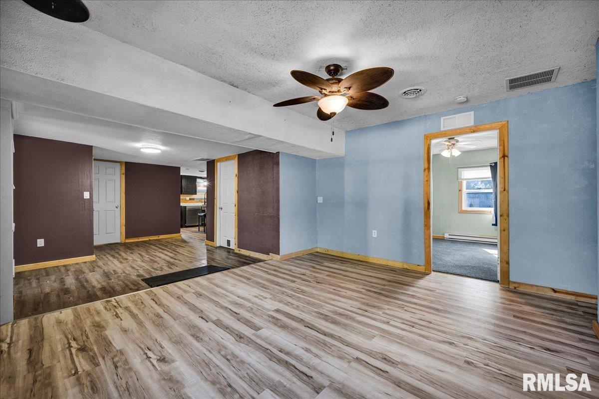 3157 Rakestraw Road Manito, IL 61546 - Photo 8 of 44