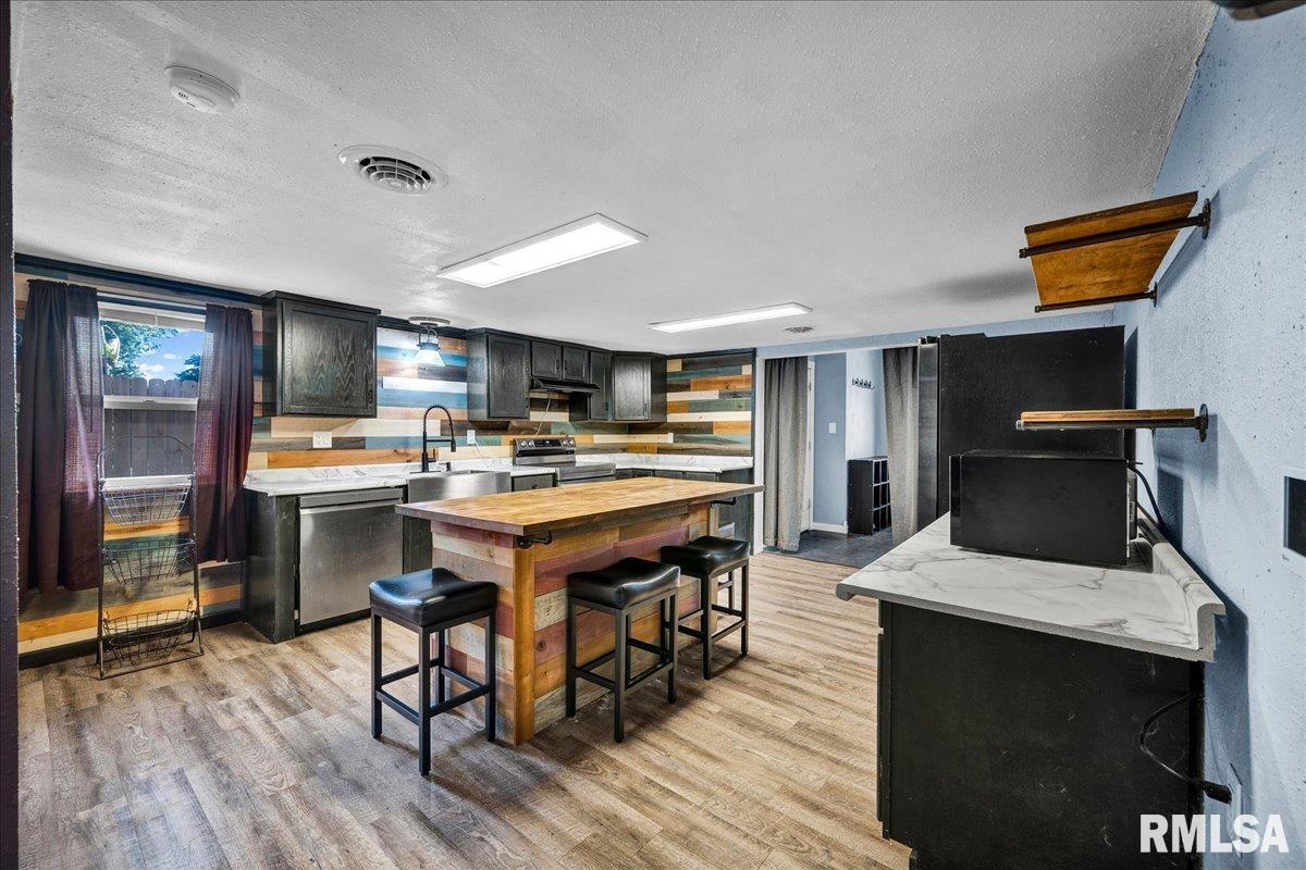 3157 Rakestraw Road Manito, IL 61546 - Photo 9 of 44