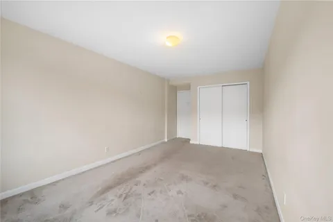 $215,000 | 215-12 47th Avenue, Unit 2D12 | Bayside