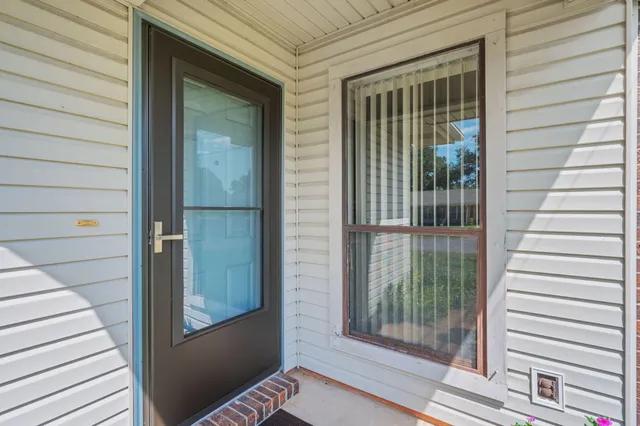 $310,000 | 422 Fleetwood Drive, Mary Esther, FL 32569