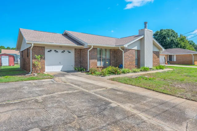 $310,000 | 422 Fleetwood Drive, Mary Esther, FL 32569