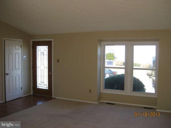 9615 Brie Road Randallstown, MD 21133 - Photo 2 of 13 Family Room