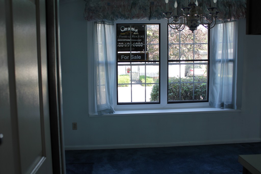 28 Castle Road Attleboro, MA 02703 - Photo 7 of 14 Gallery Image 7