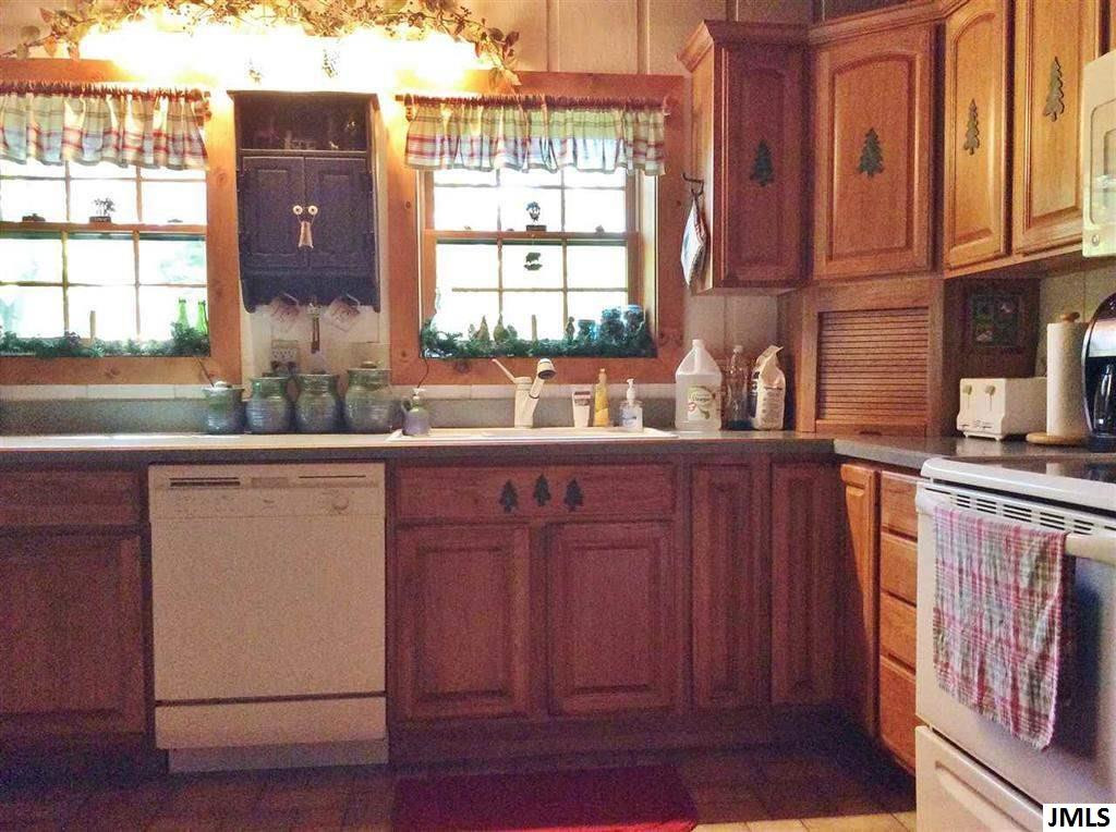 8232 Eckert Road Concord, MI 49237 - Photo 6 of 35 Photo 6