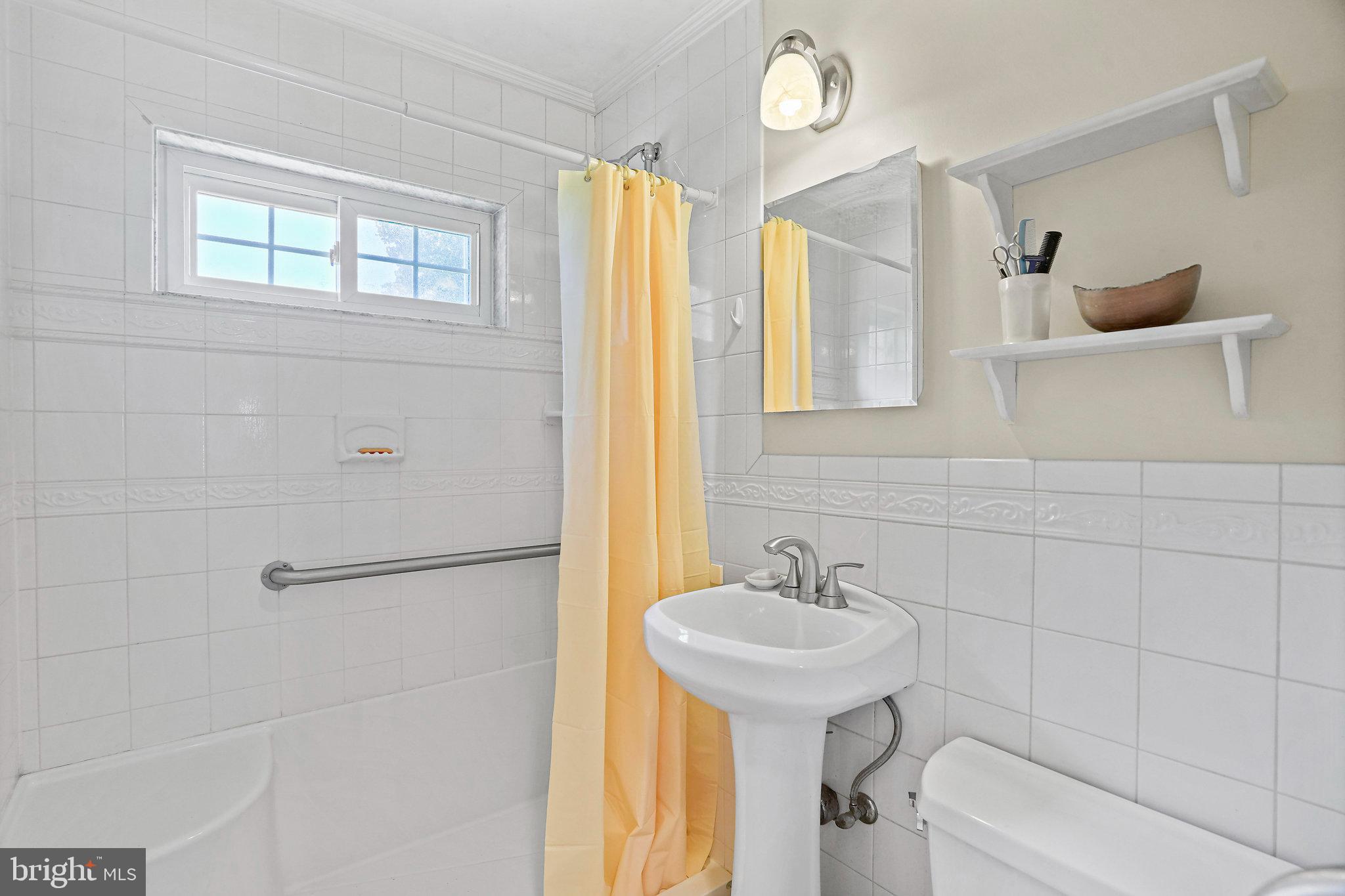 12331 Charles Road Silver Spring, MD 20906 - Photo 16 of 26 Full Bath With Tub & Shower