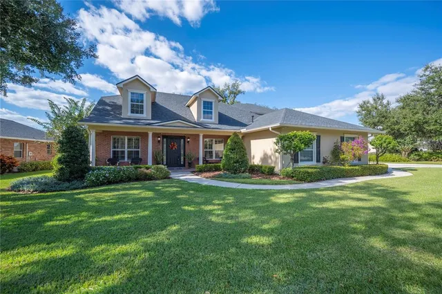 $899,999 | 5789 Lake Victoria Drive, Lakeland, FL 33813