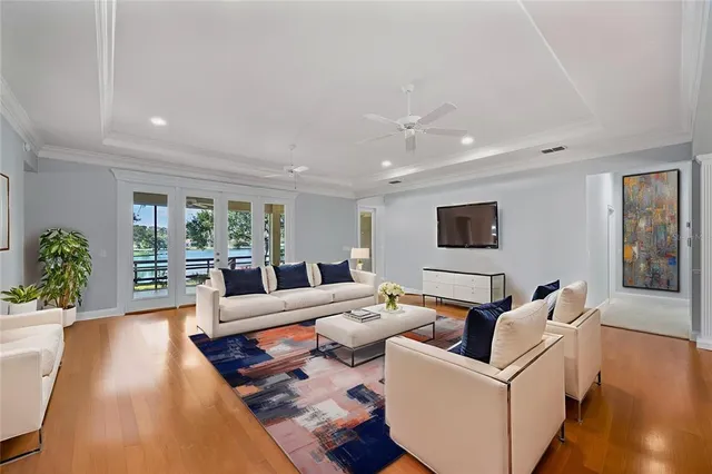 $899,999 | 5789 Lake Victoria Drive, Lakeland, FL 33813