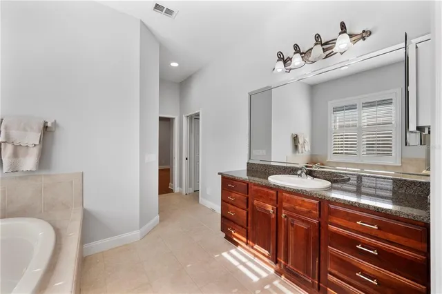 $899,999 | 5789 Lake Victoria Drive, Lakeland, FL 33813