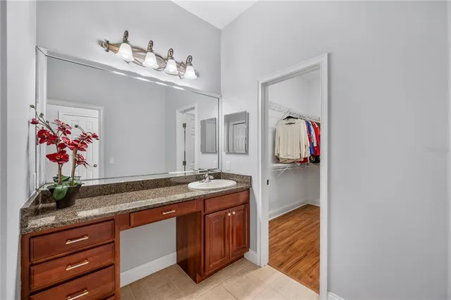 $899,999 | 5789 Lake Victoria Drive, Lakeland, FL 33813